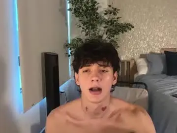 Chaturbate Watch Live Sex Cams of badboy_one
