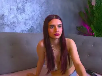 Chaturbate Live Sex Cam of 18perfectvibe