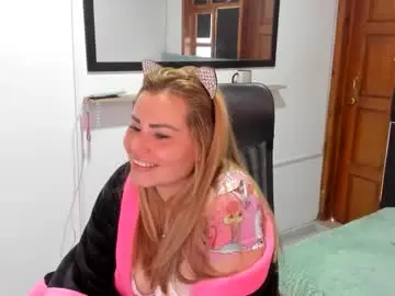 Chaturbate Watch Live Sex Cams of julieta_star69