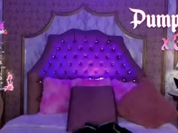 Chaturbate Watch Live Sex Cams of soffiqueen