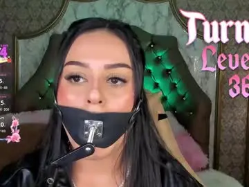 Chaturbate Best live sex cam show of soffiqueen