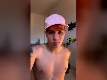 Chaturbate Live Sex Cam of axel_sliim
