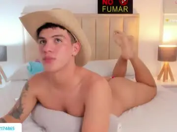 Chaturbate Watch Live Sex Cams of axel_sliim