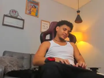 Chaturbate Adult Video Chat of fire_boy69