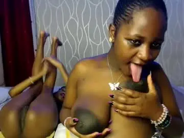 Chaturbate Free Porn Cam of roxy_heather