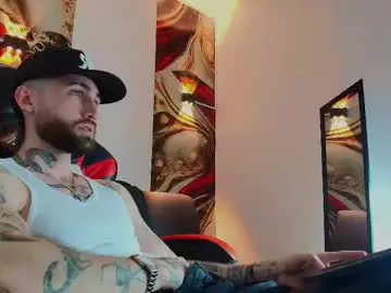 Chaturbate Nude Webcam of luke_davis01