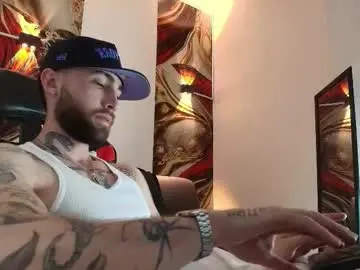 Chaturbate Free Porn Cam of luke_davis01