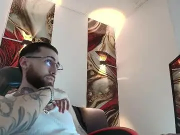 Chaturbate Live Porn of luke_davis01