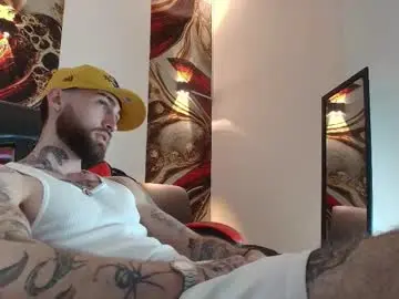 Chaturbate Sex Chat of luke_davis01