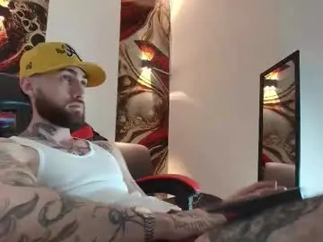 Chaturbate Adult Webcams of luke_davis01