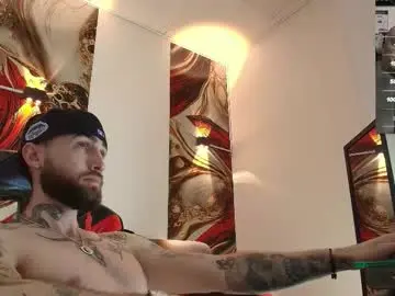 Chaturbate Free Porn Cam of luke_davis01