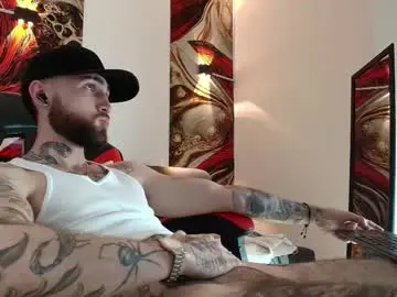 Chaturbate Adult Webcams of luke_davis01