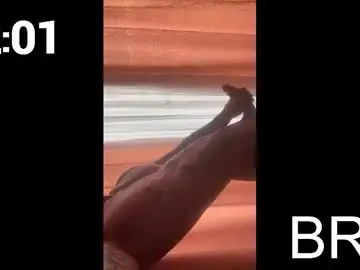 Chaturbate Live Sex Cam of luke_davis01