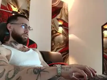 Chaturbate Watch Live Sex Cams of luke_davis01