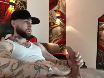 Chaturbate Live Sex of luke_davis01