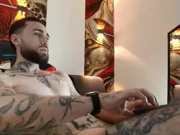 Chaturbate Live Sex of luke_davis01
