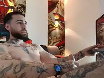 Chaturbate Live Porn of luke_davis01