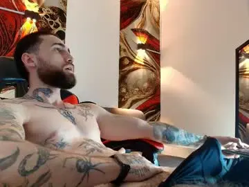Chaturbate Free Porn Cam of luke_davis01