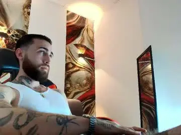 Chaturbate Live Sex of luke_davis01