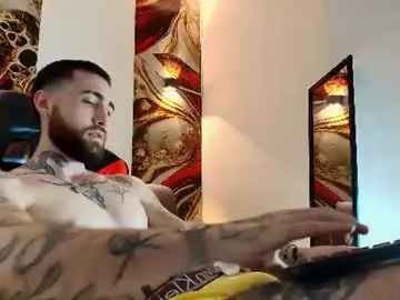 Chaturbate Adult Webcams of luke_davis01
