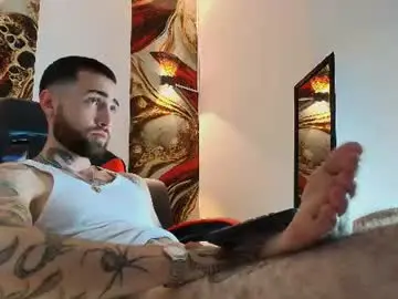 Chaturbate Live Porn of luke_davis01