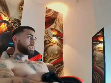 Chaturbate Live Porn of luke_davis01