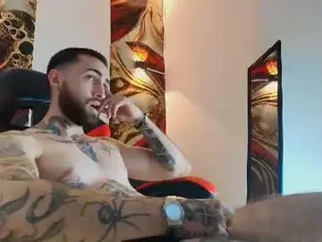 Chaturbate Adult Webcams of luke_davis01