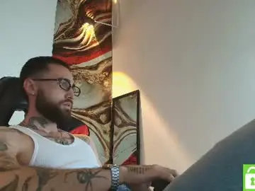 Chaturbate Sex Chat of luke_davis01