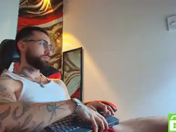 Chaturbate Adult Webcams of luke_davis01