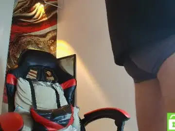 Chaturbate Free Porn Cam of luke_davis01