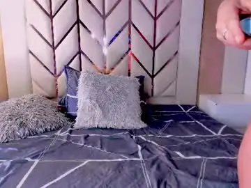 Chaturbate Free Live Porn of raven_luxx