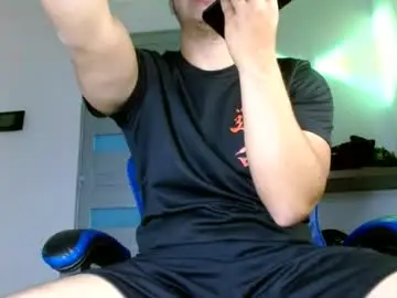 Chaturbate Live Sex Cam of sexyboy_bigclit