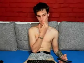 Chaturbate Live Sex Cam of adam_porrter