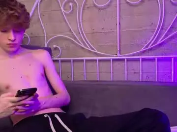 Chaturbate Sex Cam of curlytwinkboy
