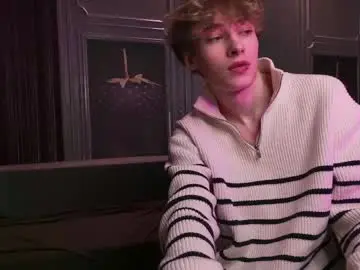 Chaturbate Live Sex of curlytwinkboy