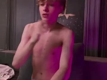 Chaturbate Adult Video Chat of curlytwinkboy