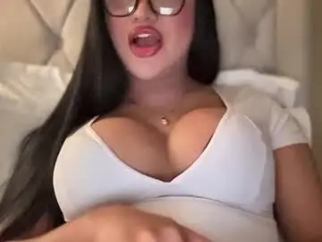 Chaturbate Free Live Porn of foxyluscious