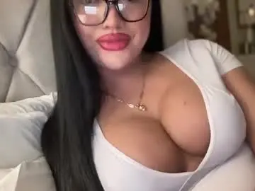 Chaturbate Adult Webcam of foxyluscious