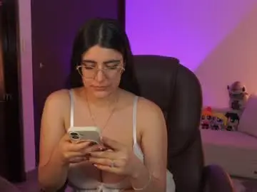 Chaturbate Live Sex Cam of _niah