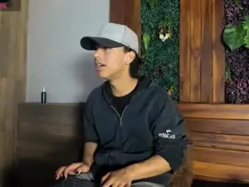 Chaturbate Watch Live Sex Cams of labrinthteasing