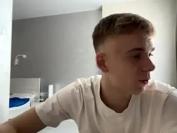 Chaturbate Live Sex Cam of solofury