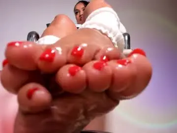 Chaturbate Best live sex cam show of val_feetqueen