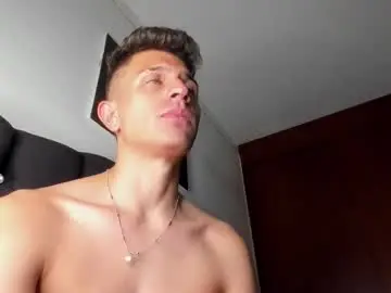 Chaturbate Best live sex cam show of kevin_ahs1