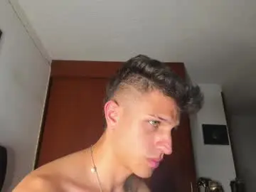 Chaturbate Best Webcam of kevin_ahs1