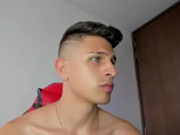 Chaturbate Free Porn Cam of kevin_ahs1