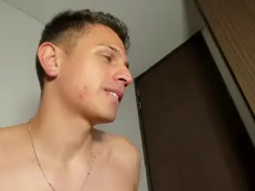 Chaturbate Live Porn of kevin_ahs1