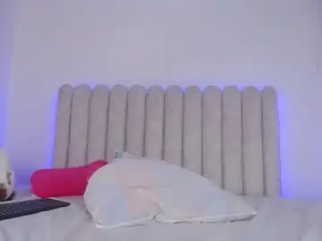 Chaturbate Sex Cam of violet_giraldo