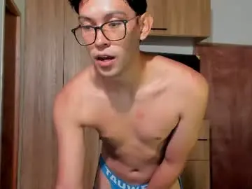 Chaturbate Free Porn Cam of alan_scot