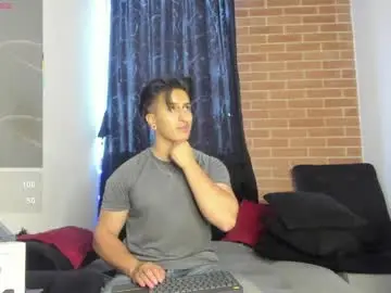 Chaturbate Live Sex Cam of davidx_x21