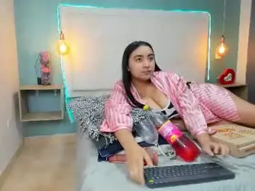 Chaturbate Live Sex of dominikdiaz